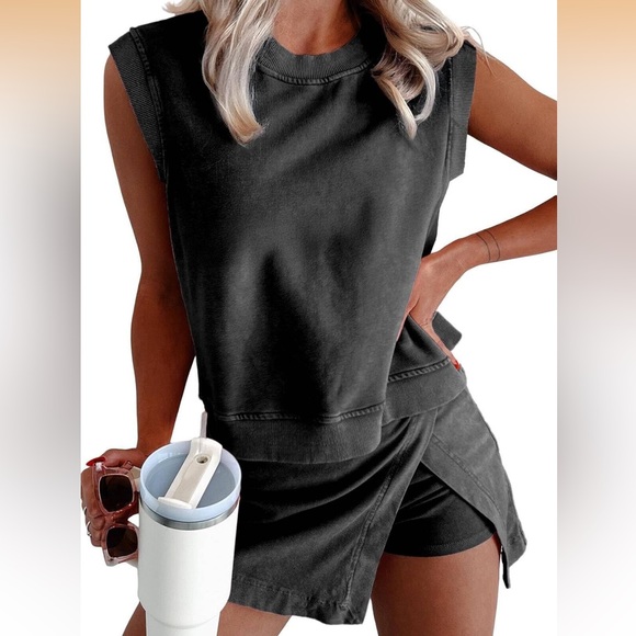 Dresses & Skirts - Charcoal Skort Set